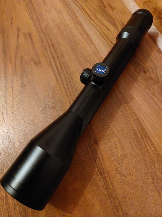 Zeiss Diavari VM 312x56, a40 s crvenom točkom