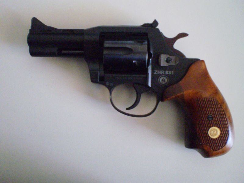 Revolver ČZ 38. special