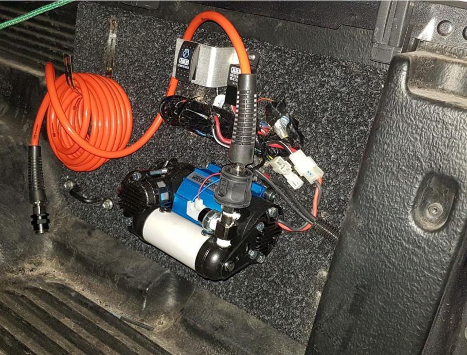 ARB Kompresor SINGLE ON BOARD Air/Locker 12V za pumpanje guma i blokad