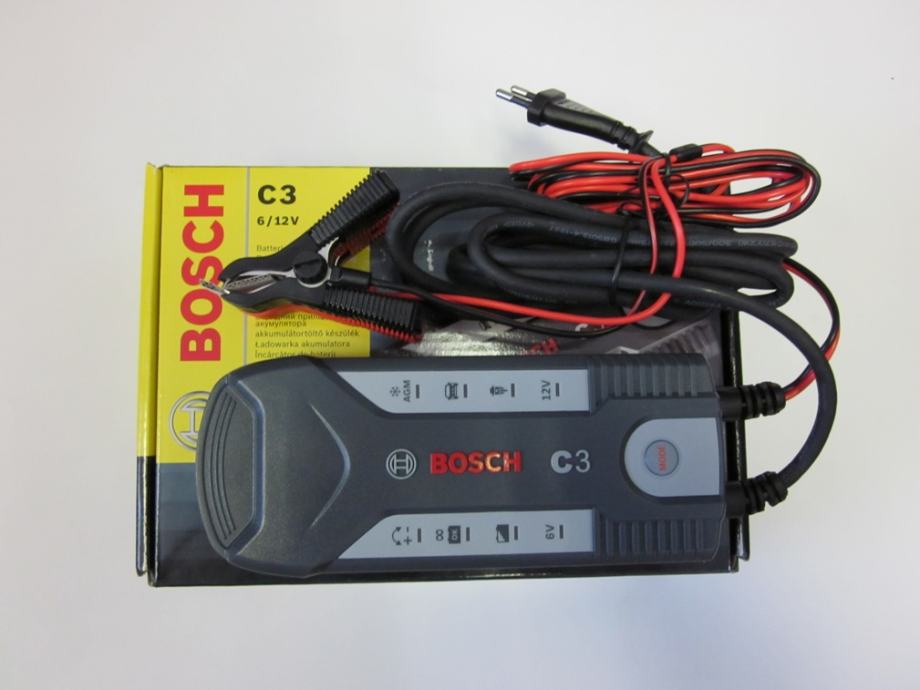 Зарядное бош аккумулятора. Bosch c3 charge. Зарядное устройство bosch 12v автомобильное. Зарядка для аккумулятора автомобиля bosch c7. 8-18 в; usb) bosch 1600a011a9.