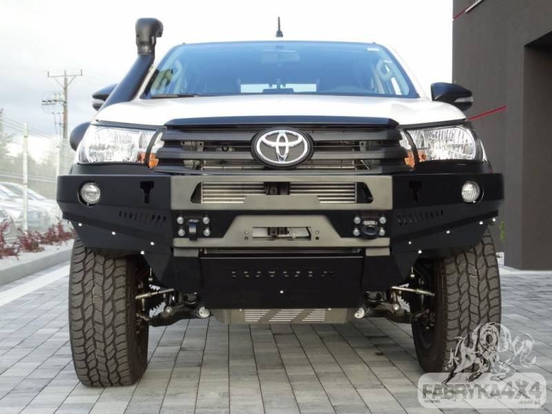 Branik prednji Concept Rocky - Toyota Hilux (2015-2019)