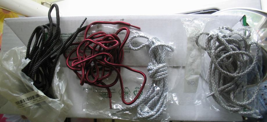 Pertle vezice žnjiranci žniranci 140cm , samo svjetlo sive