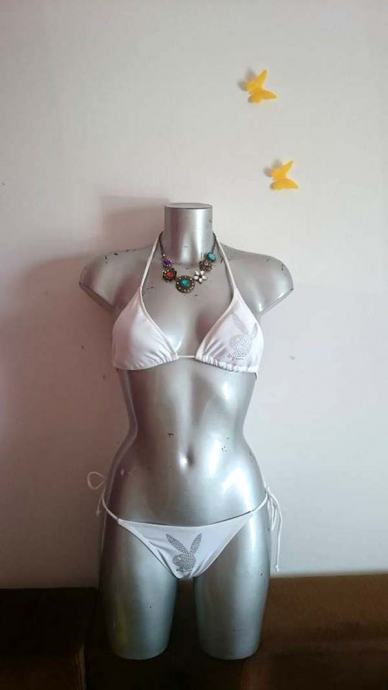 NOVI bijeli bikini kupaći kostim Playboy