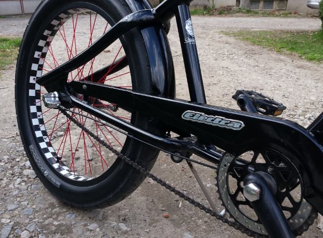 electra eight ball cruiser