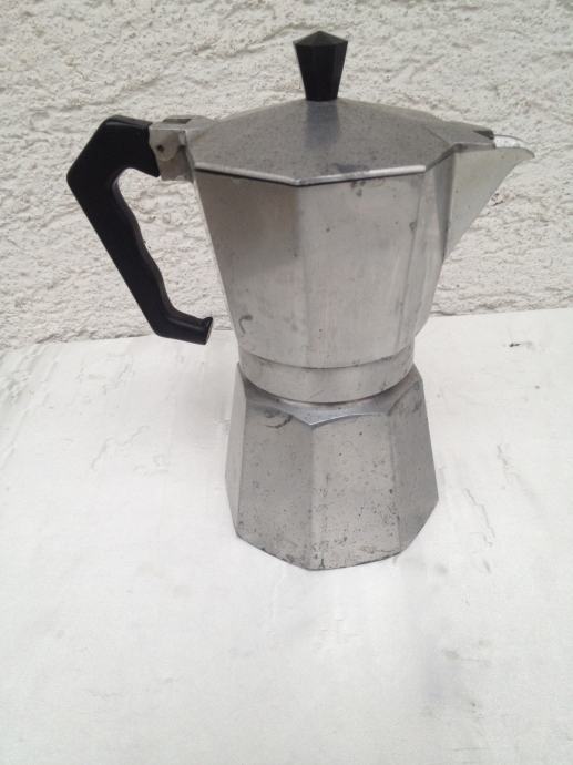 Bialetti Moka Express espresso kuhalo za kavu samovar made in Italy