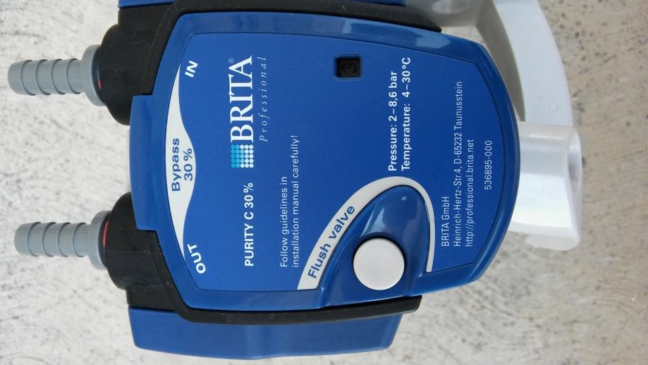 Brita professional filter za vodu s kučištem