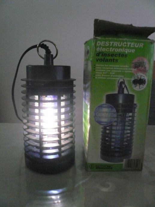 Lampa protiv komaraca