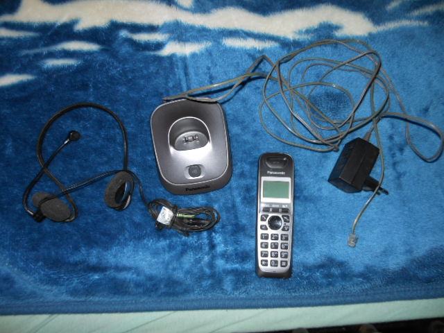 Panasonic bežični telefon, kratko korišten + poklon slušalice za skype