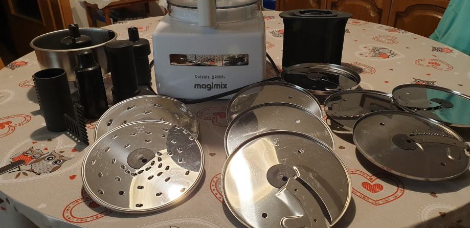 Robot Culinaire Magimix CS5200 XL - Fabriqué En France - 7 Fonctions - Moteur Professionnel 30 Ans Garanti