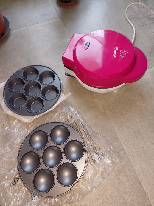 Waffle maker pekač za vafle