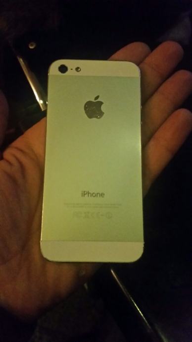 iphone 5 bijeli