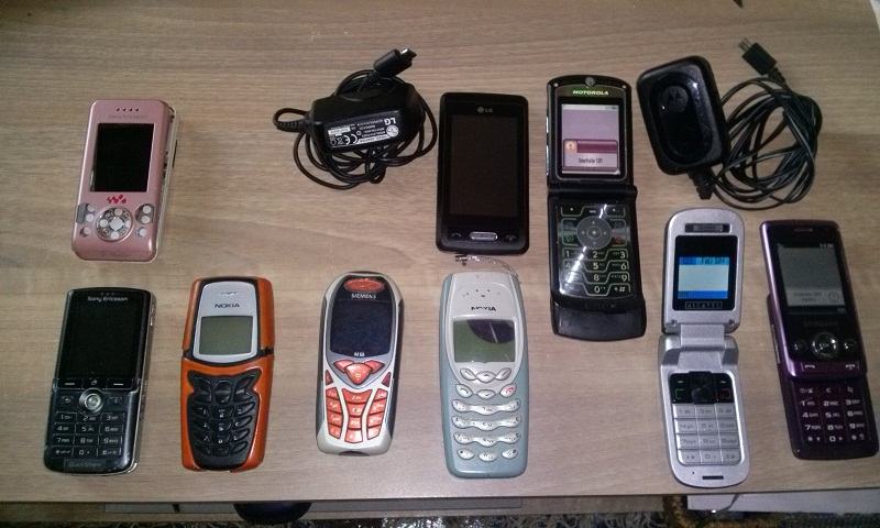 Starije mobitele neispravne i ispravne prodajem