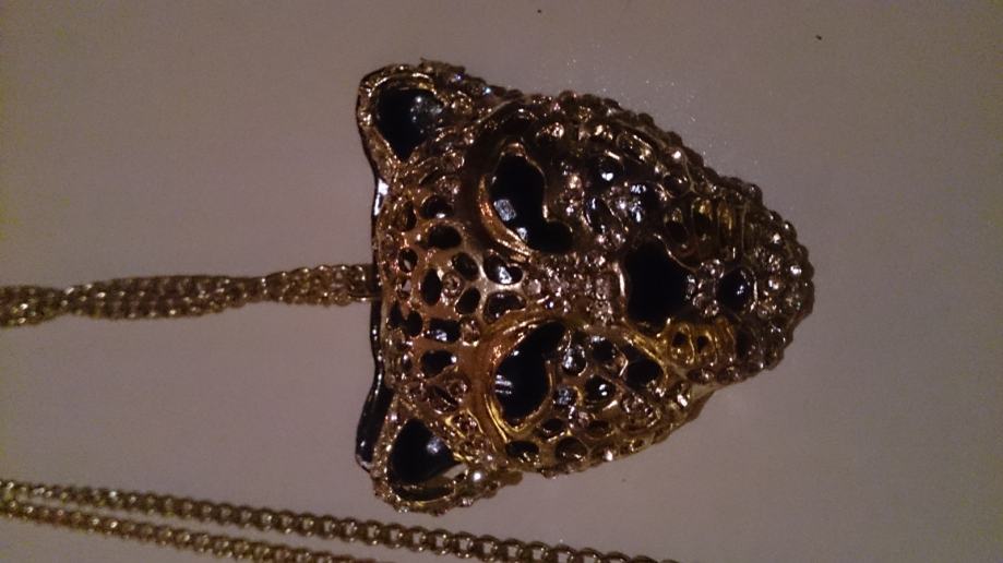 Jaguar, ogrlica