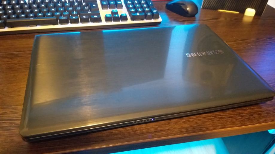 Laptop Samsung 270E, 8GB RAM, HDD 500GB, Windows 10