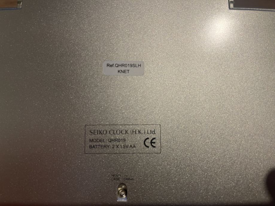 Seiko Global Radio Wave Control Clock QHR019
