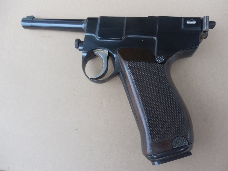 pištolj Glisenti model 1910