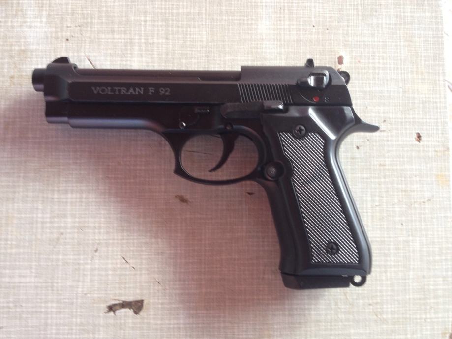PLINSKI PIŠTOLJ VOLTRAN F92 (BERETA F92) 9mm P. A.