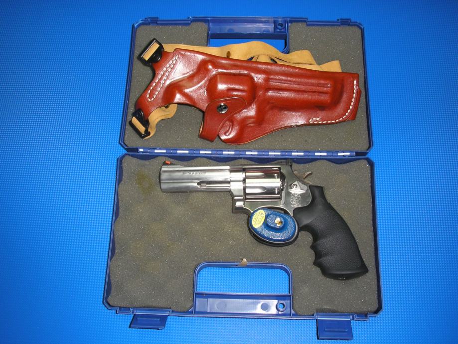 Revolver Smith & Wesson 686 - 4