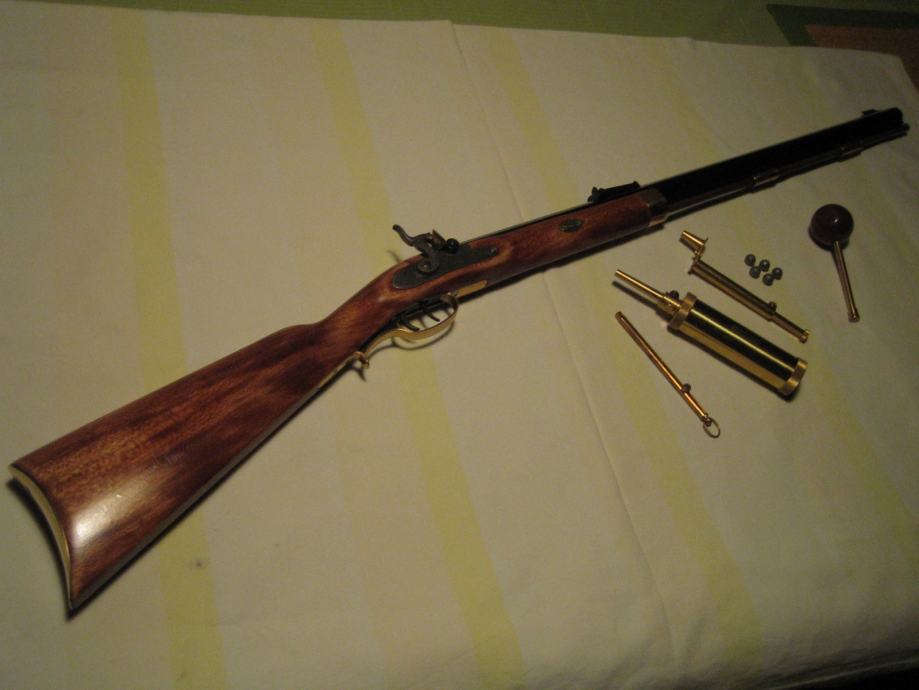 Puška na crni barut SPRINGFIELD HAWKEN .50 cal.