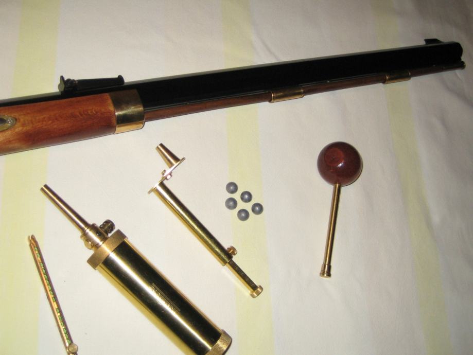 Puška na crni barut SPRINGFIELD HAWKEN .50 cal.