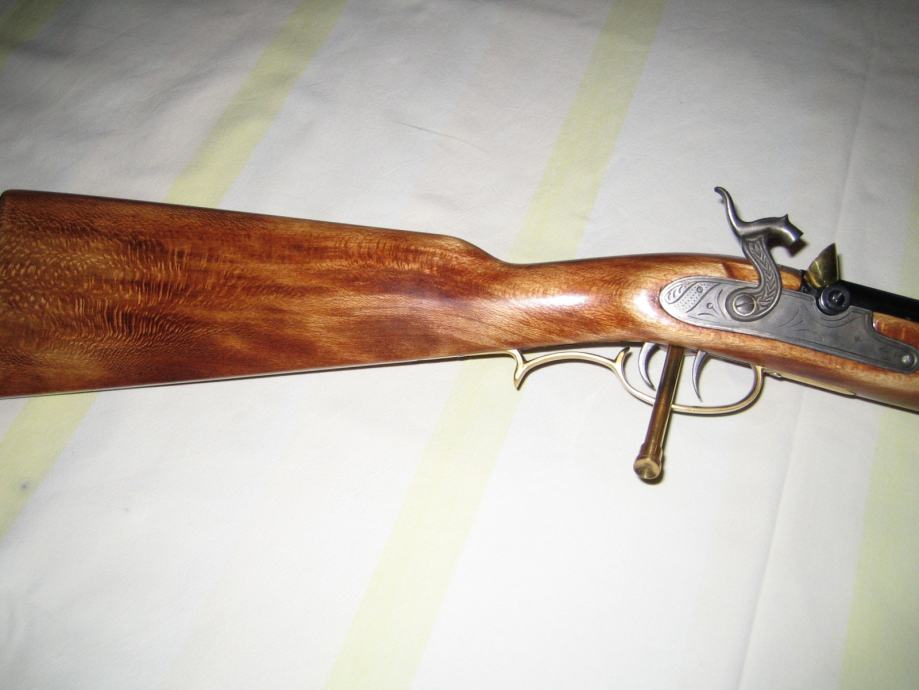 Puška na crni barut SPRINGFIELD HAWKEN .50 cal.