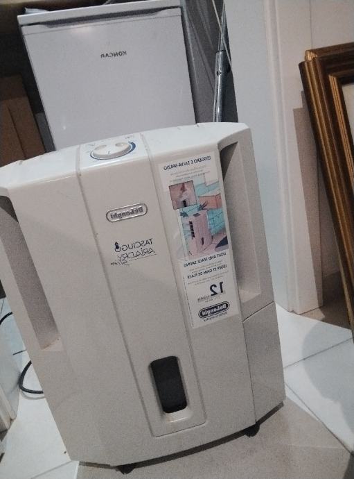 Odvlaživač zraka Delonghi DES12