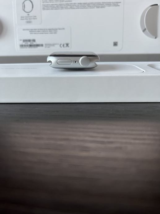 Apple Watch SE (v2) 40mm silver