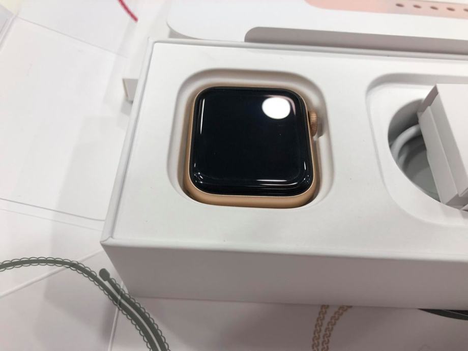 Apple Watch Series 6 Rose Gold Case at Gloria Fearon blog
