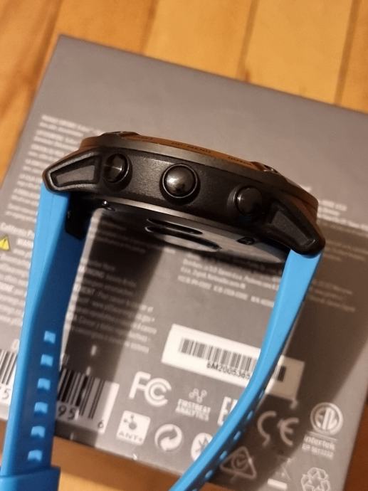 Garmin Enduro Titanium Solar Carbon