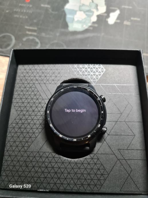 Pellicola Protettiva Privacy Per Mobvoi TicWatch Pro 3 (47mm) | Dipos | Anti-Sguardo 4 Direzioni | Made In Germany