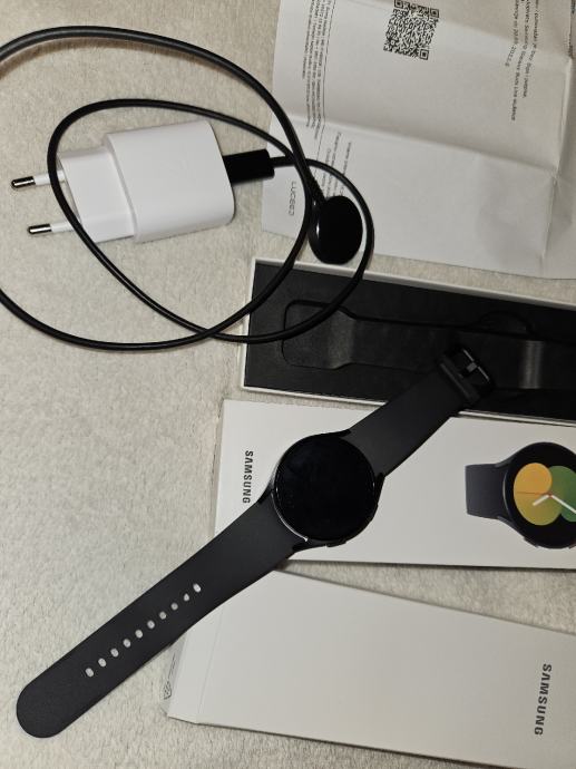 Samsung Galaxy Smartwatch 5 40mm 200€