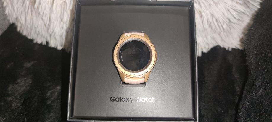 Samsung watch Rose Gold