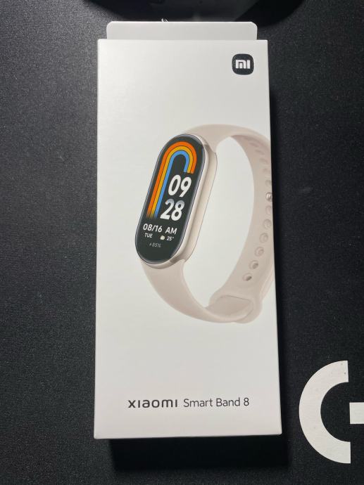 Xiaomi Smart Band 8 zlatni
