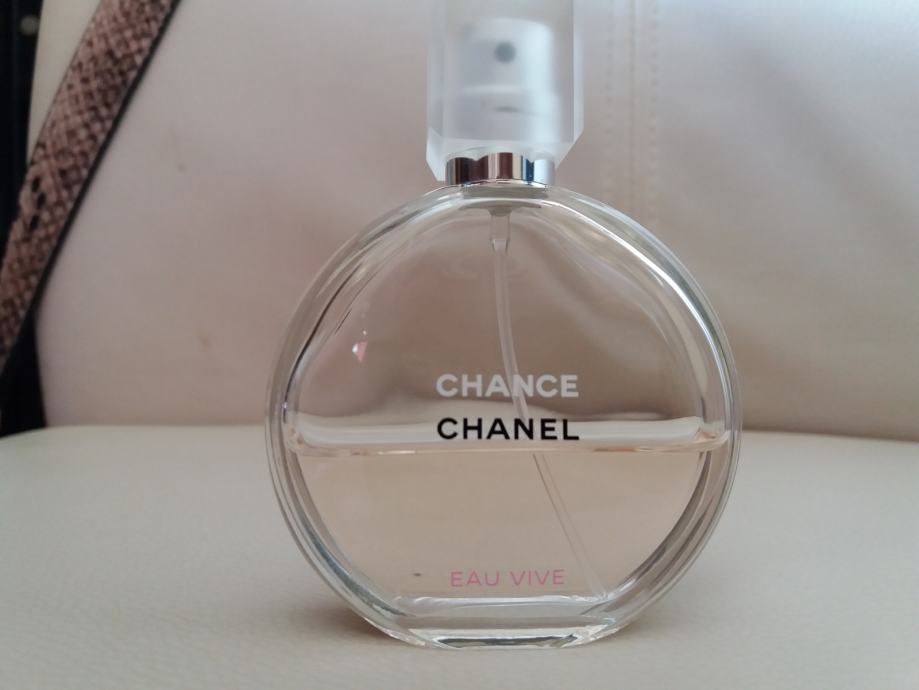 Chanel chance eau vive parfem