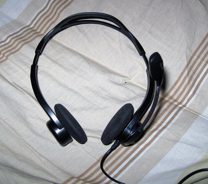 Poluispravne slušalice sa mikrofonom Logitech Headset 960 Usb A00111
