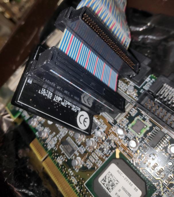 Adaptec 29160 64bit PCI2SCSI adapter kartica SCSI kablovi terminator