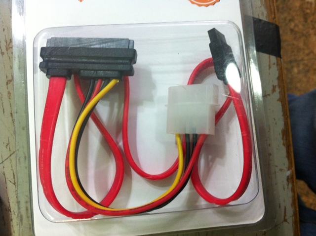 SATA data + power kabel (molex na SATA)