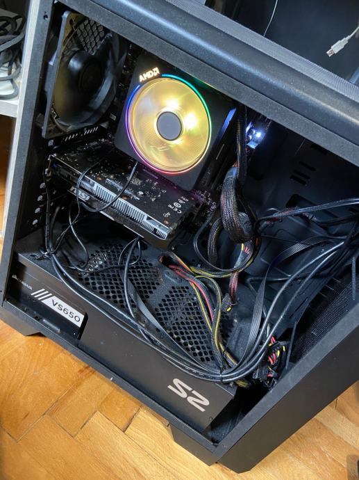 Gaming PC s AMD Ryzen 2700x procesorom i GeForce GTX 1650 grafičkom