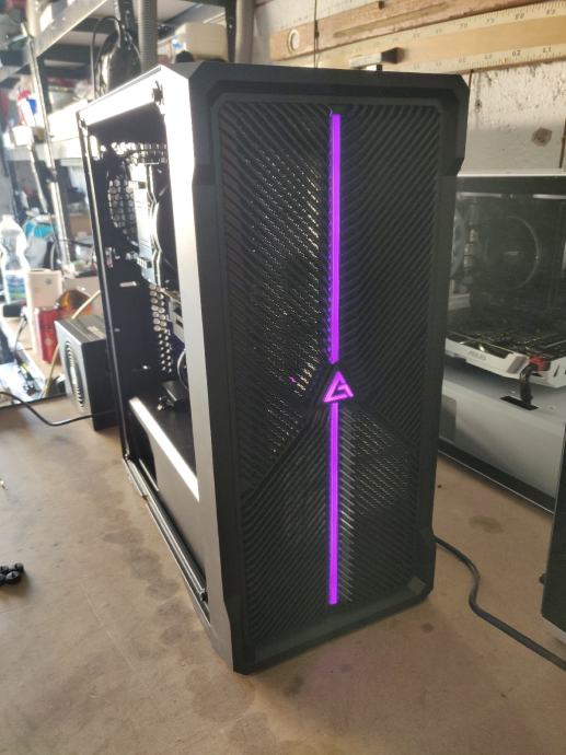 Lot PC Gamer – GTX 1070, Ryzen 7 2700, 32 Go DDR4, Carte Mère Asus B450M-K