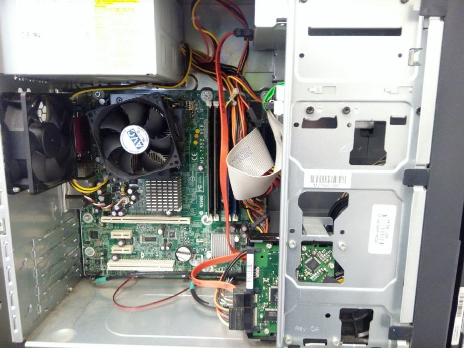 HP dx7400 microtower Intel Dual Core E2200 / 2GB RAM / 160GB Hard disk