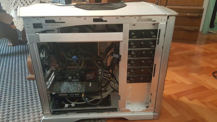 Intel i5 6400, GTX 960, 16 gb ddr4 2666