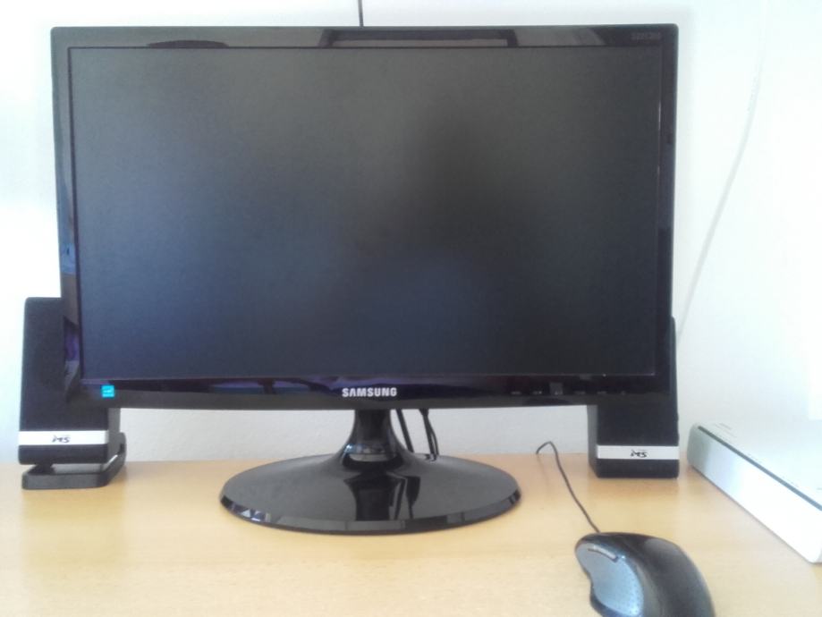 MSG stolno računalo Gamer i102 + odličan Samsung monitor!