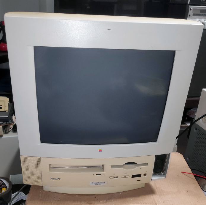 Retro APPLE POWERPC Power Macintosh 5500/225 i tipkovnica