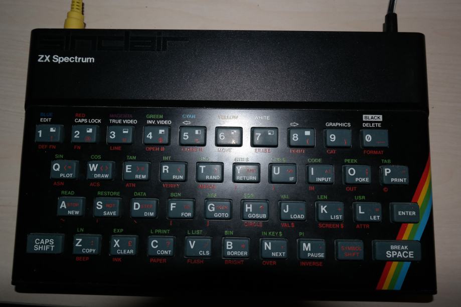 Retro računalo Sinclair ZX Spectrum 48K original gumeni composite mod