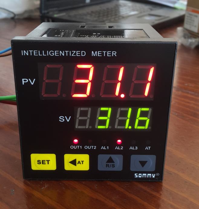 Temperaturni regulator - termostat - univerzalni ulaz - PID TF9