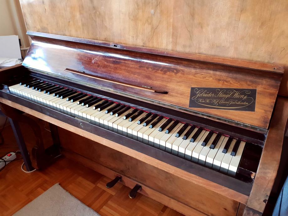 Pianino Gebruder Stingl Wien