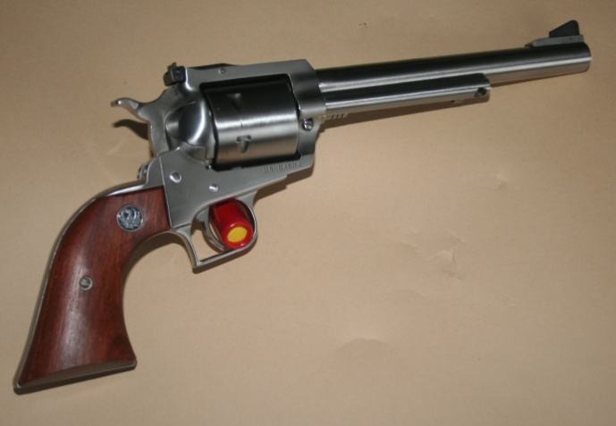 Revolver "Ruger" New model Super Blackhawk cal. 44 Remington magnum