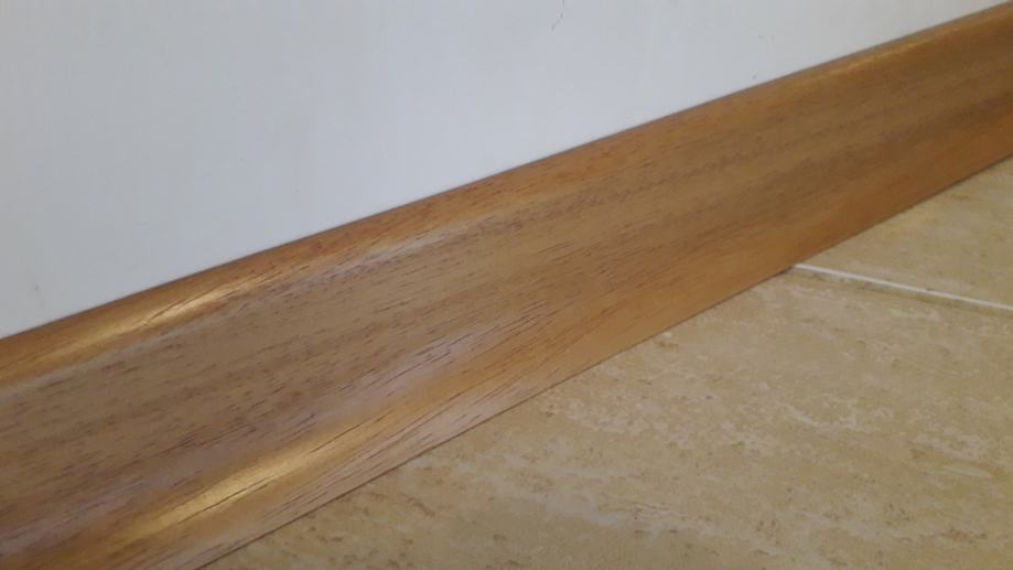 Podna drvena lajsna / cokla / batiškova - 2,20€/m