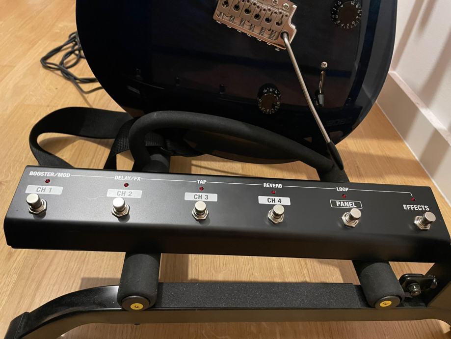 Boss Katana 100 + footswitch
