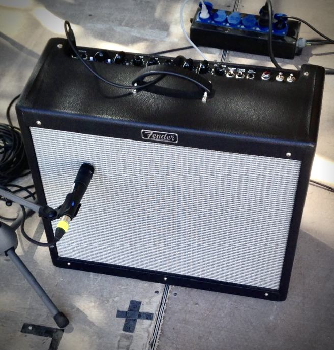 Fender Hot Rod Deville 212 III